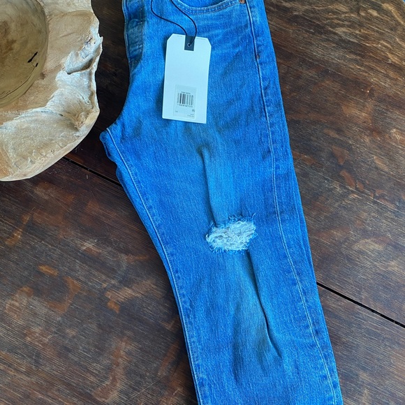 Levi’s Wedgie Jeans - Picture 4 of 11